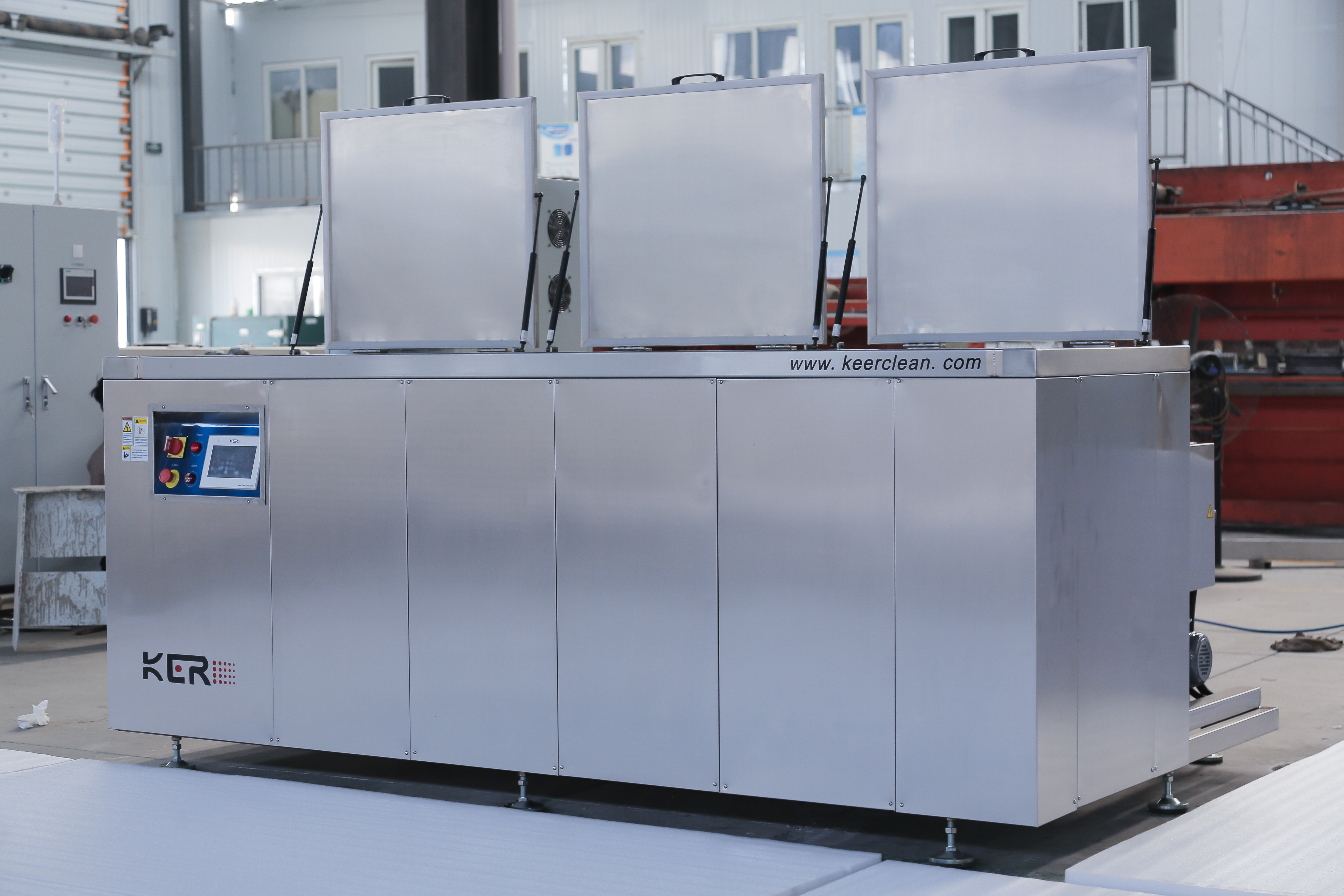 空化效應(yīng)≠萬能！揭秘全自動超聲波清洗機(jī)為何必須搭配定制清洗劑